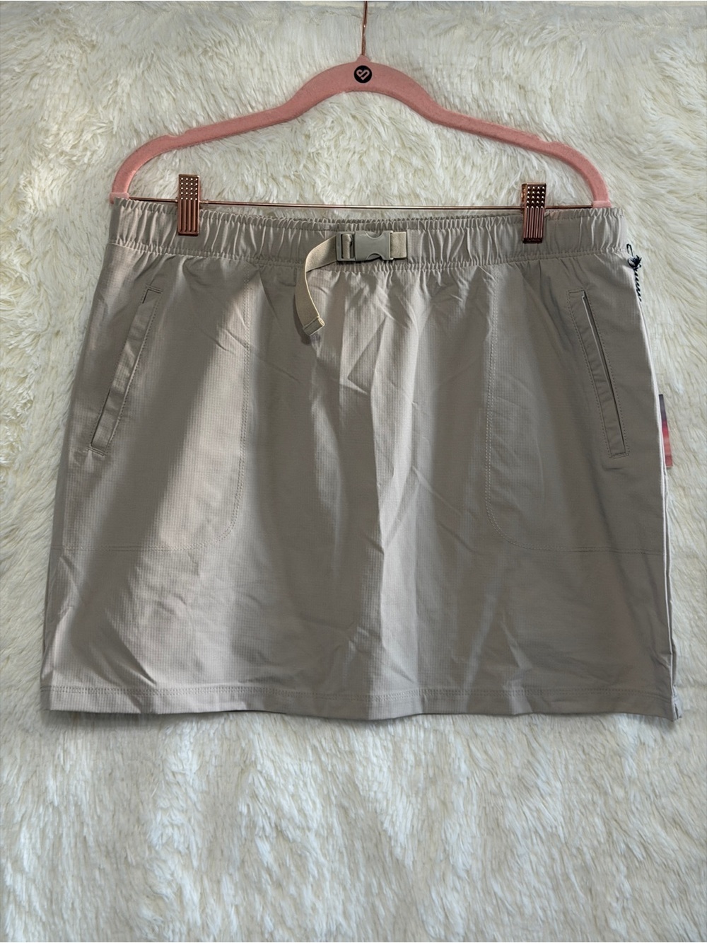 NWT Kyodan Womens Outdoor Skort Size L Beige Buckle Belt Hiking Pockets Gorpcore